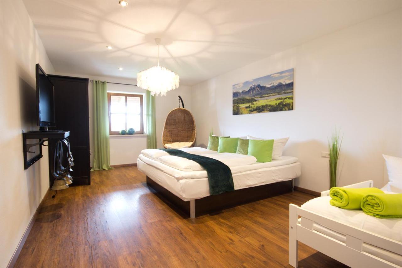 Zur Viehscheid Apartment Пфронтен Екстериор снимка