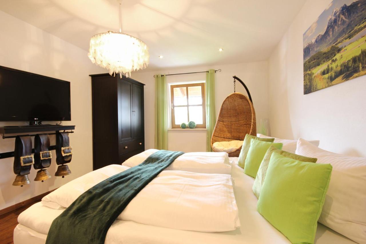 Zur Viehscheid Apartment Пфронтен Екстериор снимка