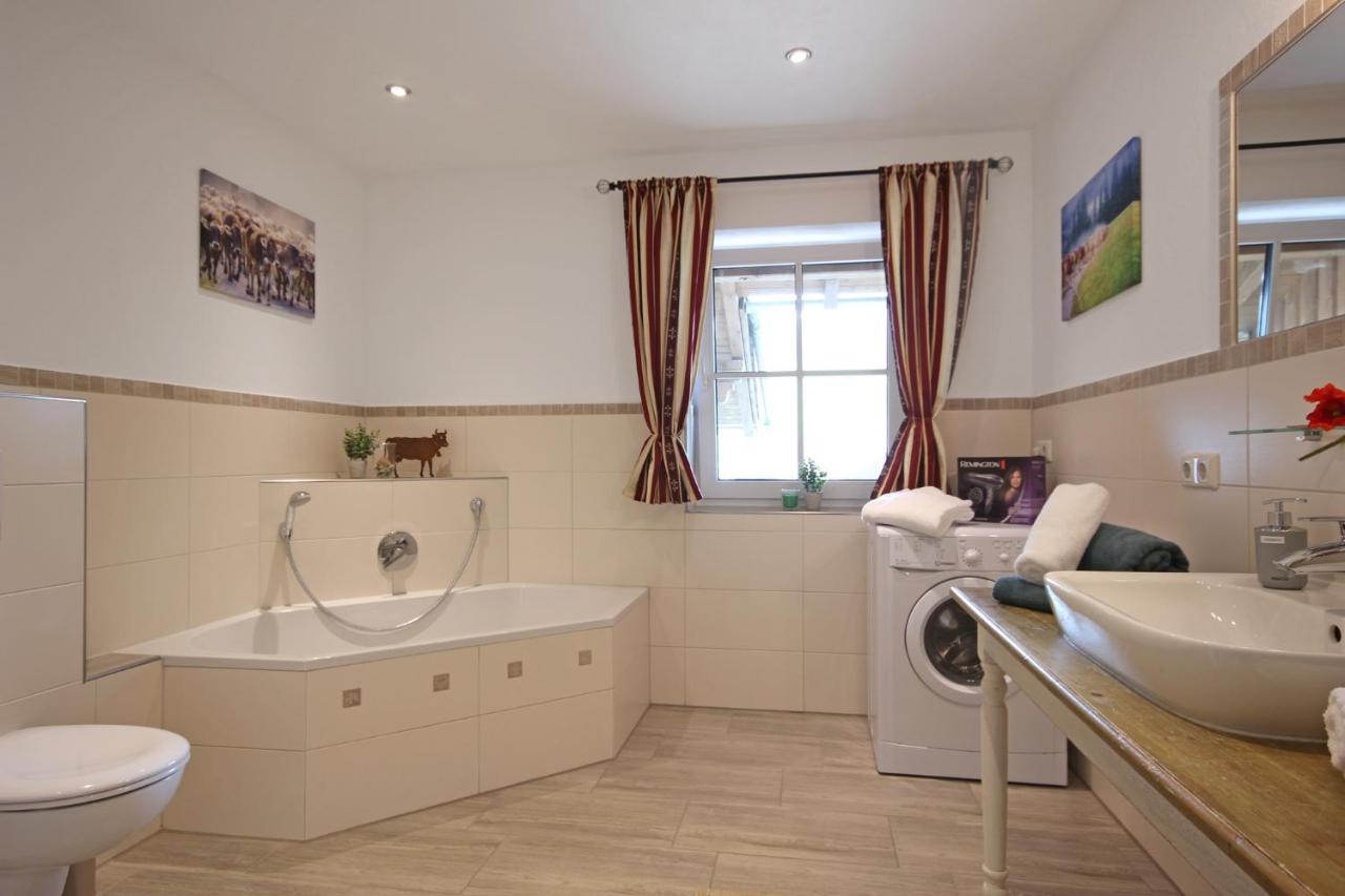 Zur Viehscheid Apartment Пфронтен Екстериор снимка